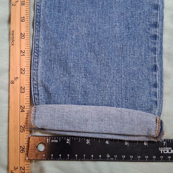 Old Navy Women’s Mid-Rise Boyfriend Jeans Size 10 Medium Wash NWT - Picture 8 of 8